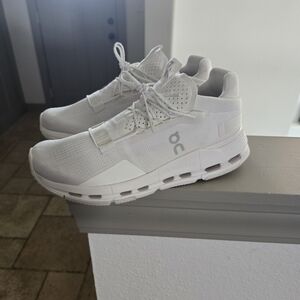 On Women's White Athletic Shoes